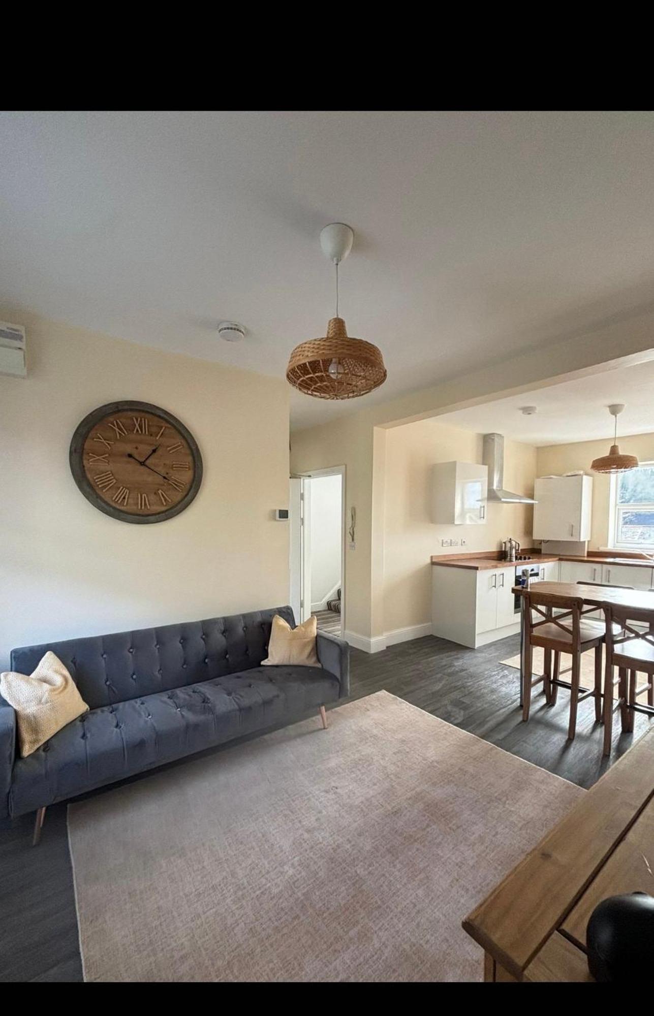 Cardiff/Pernath Home2 Room photo